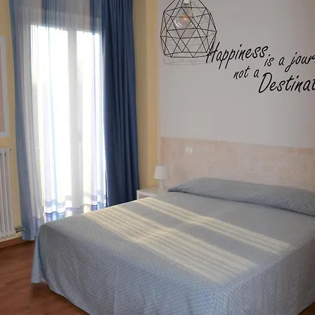 Beatrix Bardolino Hotel *